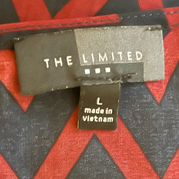 The Limited cranberry and navy blue long sleeve chevron blouse - size large - Picture 3 of 3